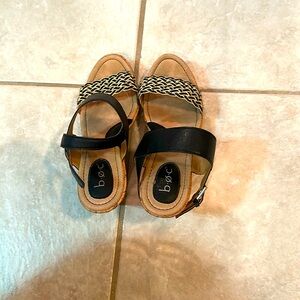 Wooden Style/ Brown/Black Strap/ black and white strap/ short wedged heel/Size 8